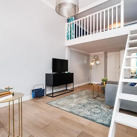 Apartment Wawel Castle View - Center - By Upstairs