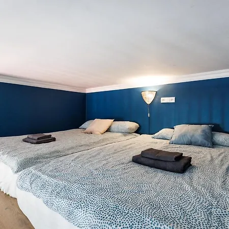Apartment Wawel Castle View - Center - By Upstairs *