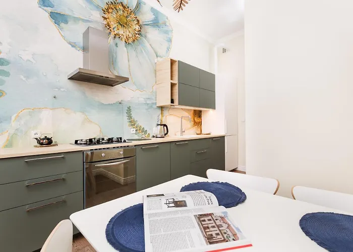 Wawel Castle View - Center - By Upstairs