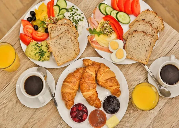 Wawel Castle View - Center - By Upstairs *